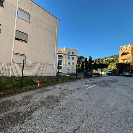 Διαμέρισμα Climatise Avec Terrasse Et Parking A - Fr-1-226b-226